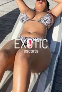 Lucky-Summer-Escorts